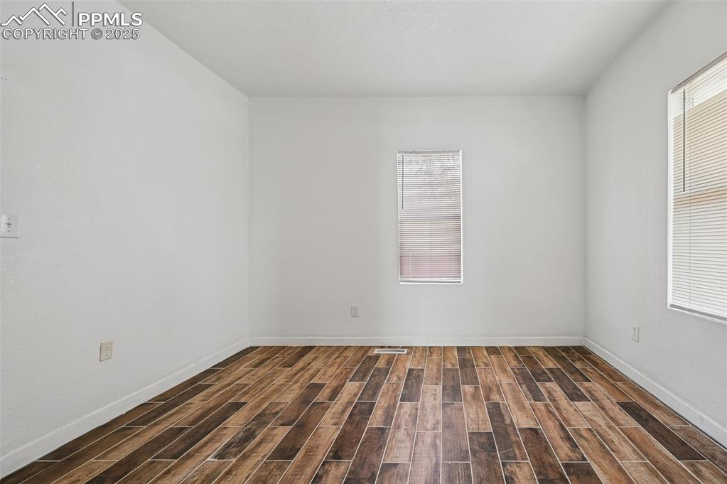 Image 13 of 28: Main Level