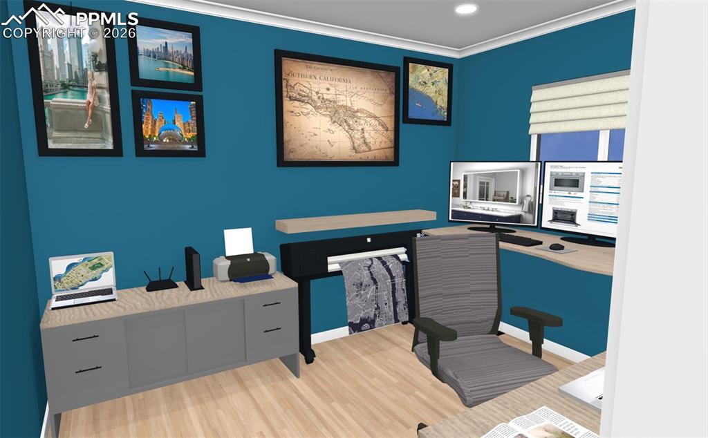 Image 17 of 19: Office