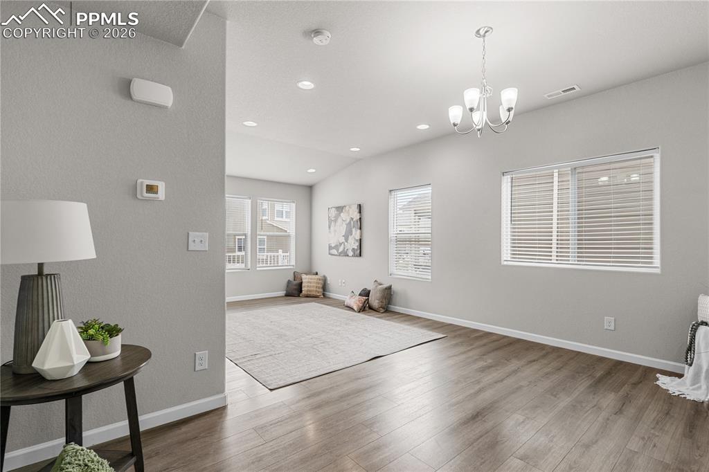 Image 9 of 26: The dining nook can accomodate a large table.