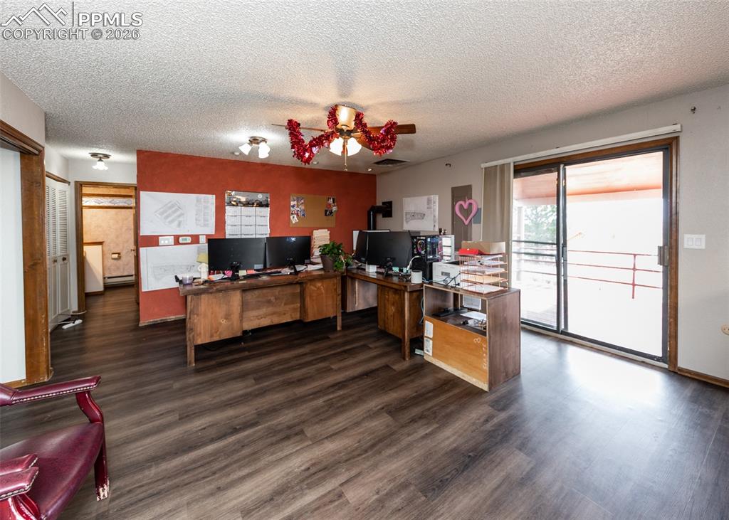 Image 11 of 47: Living Room