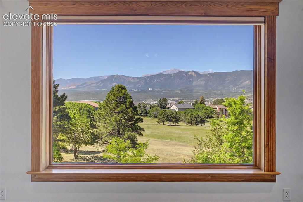 Image 4 of 47: LR Picture Window