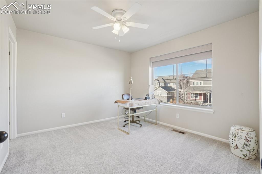 Image 30 of 45: En Suite Bedroom