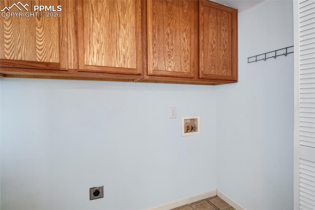 Image 22 of 31: Laundry