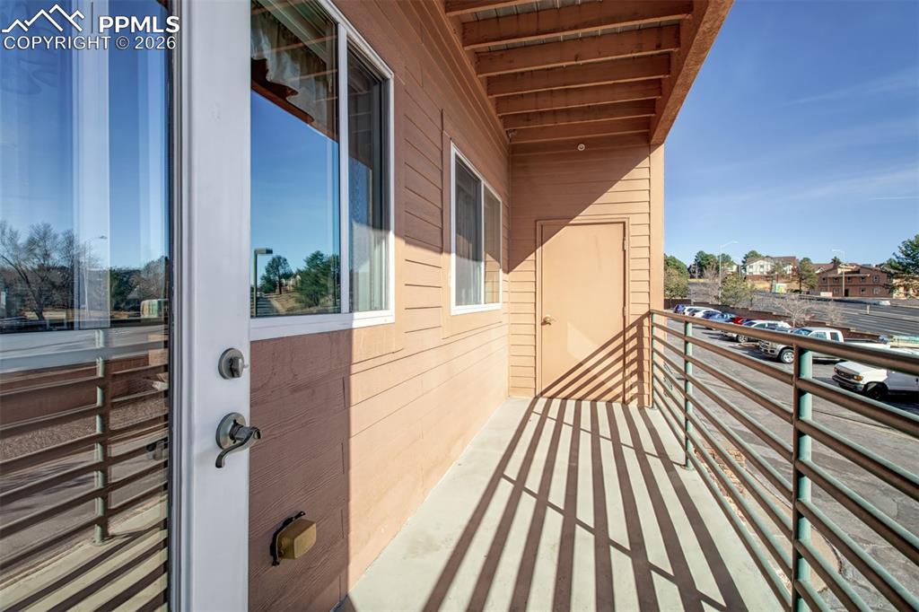 Image 24 of 31: Balcony