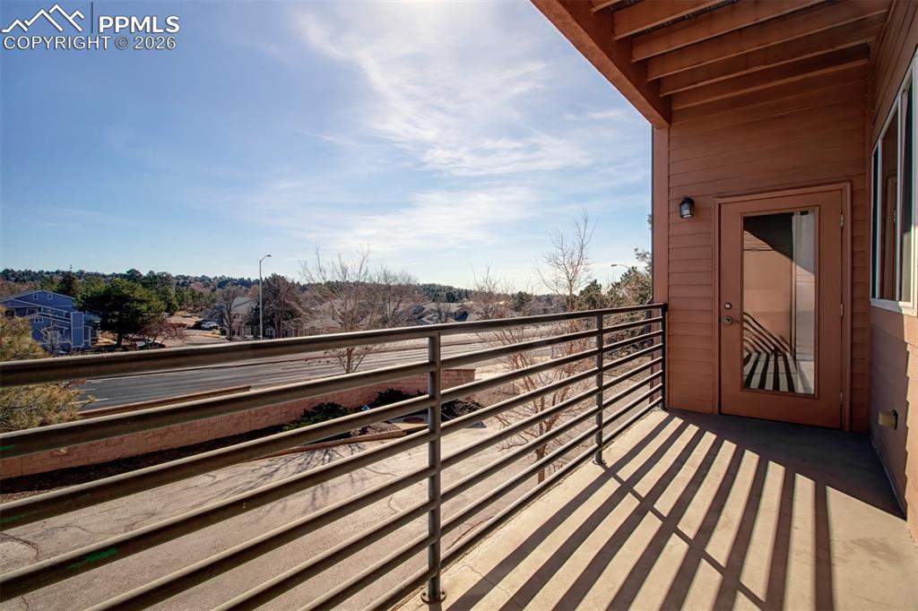 Image 25 of 31: Balcony