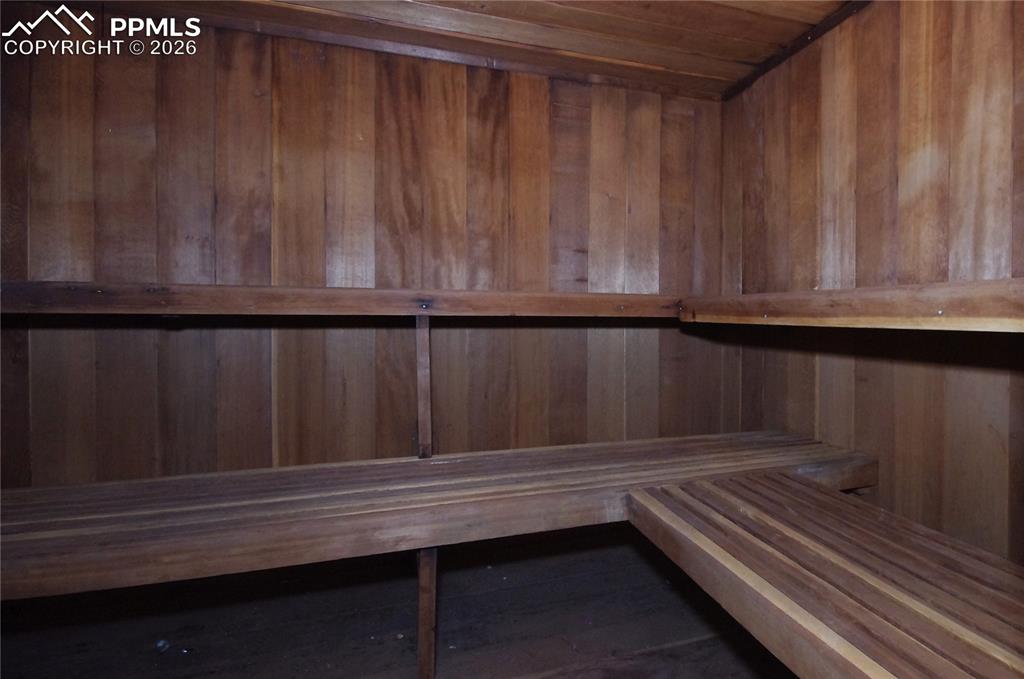 Image 42 of 49: Clubhouse