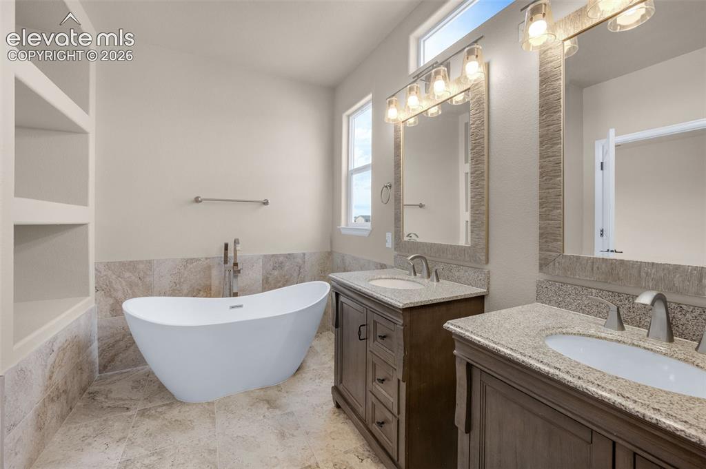 Image 22 of 49: Master Bathroom