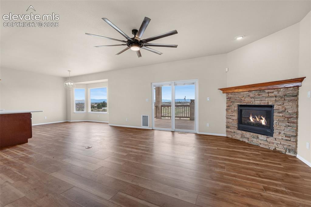Image 8 of 49: Living Room