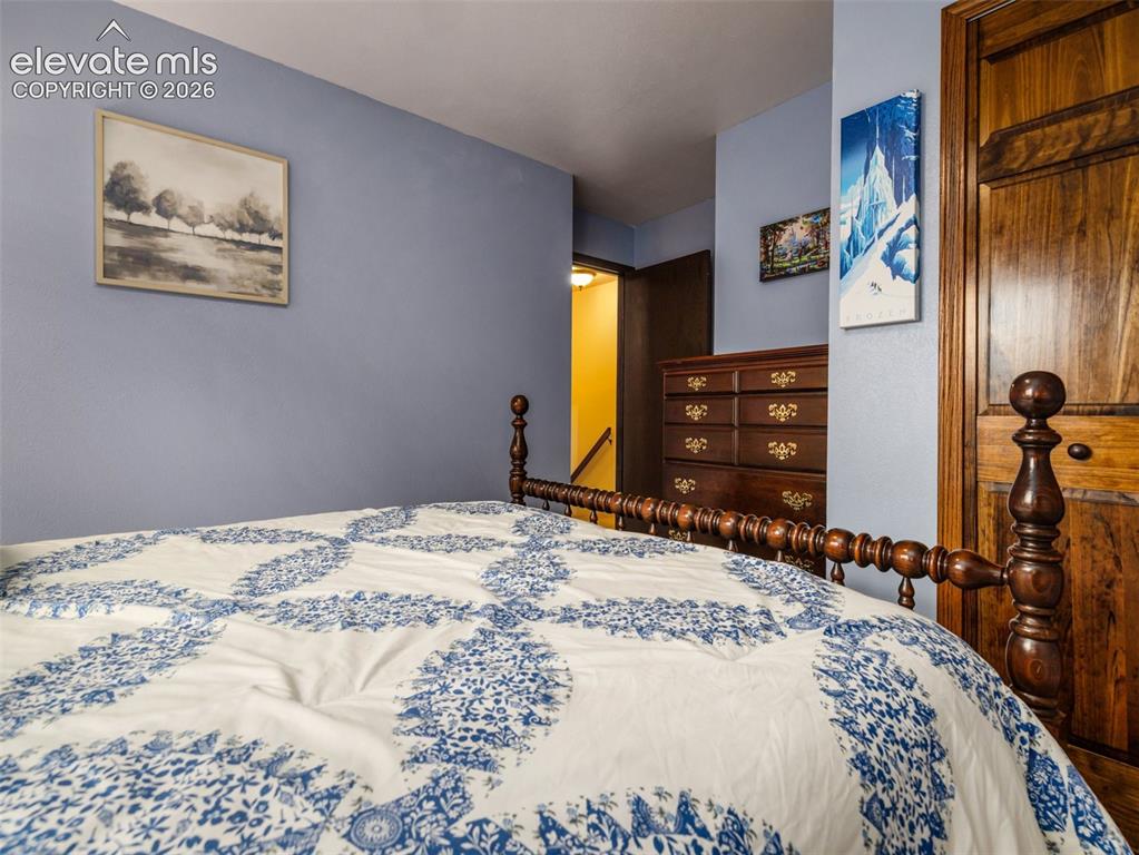 Image 14 of 34: Additional content