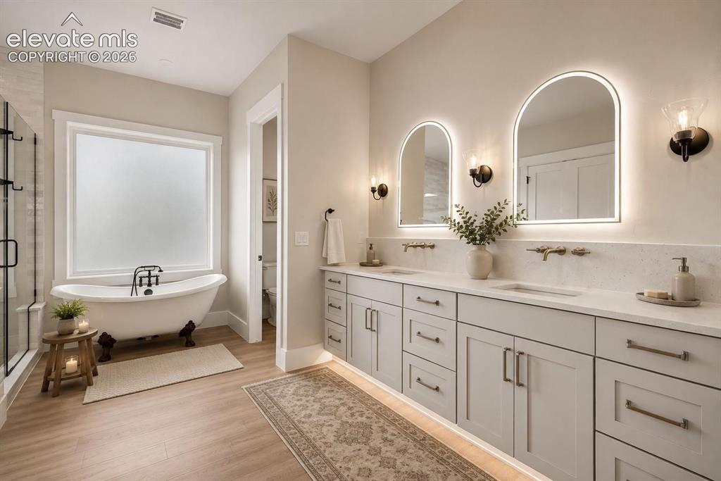 Image 4 of 7: Photo for reference of previously built home