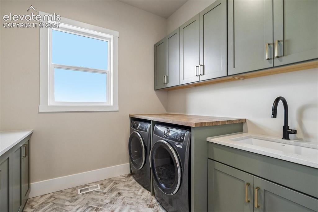 Image 5 of 7: Photo for reference of previously built home