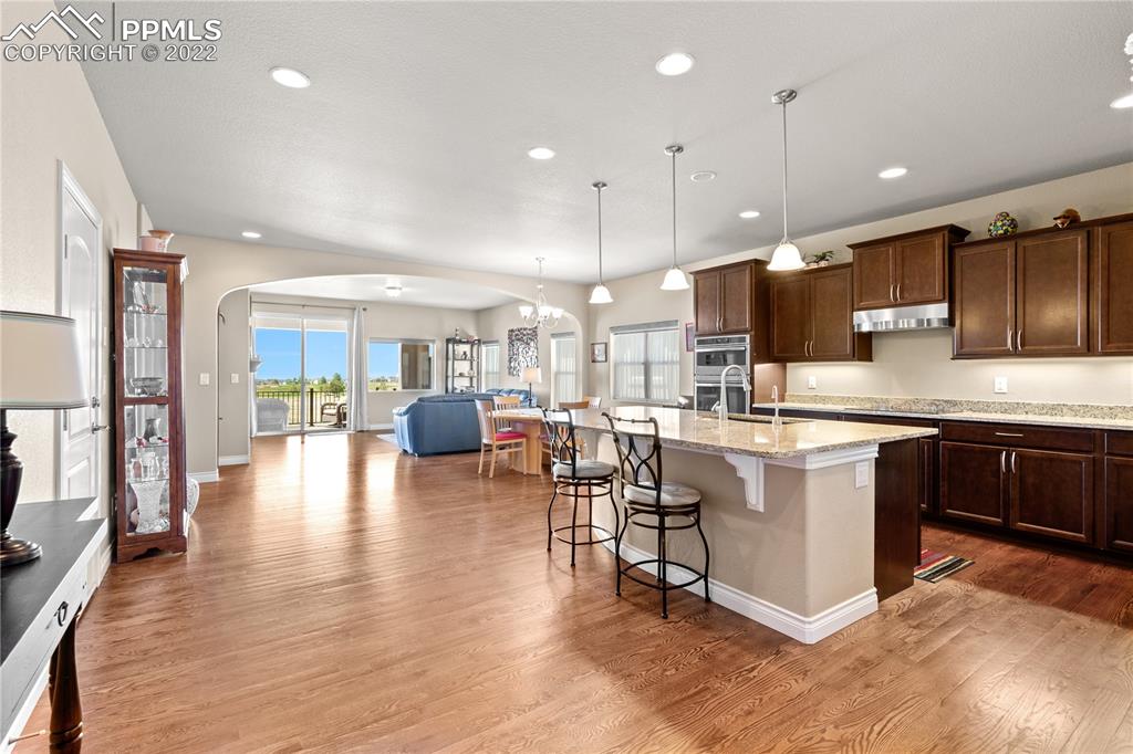 Listing 9599986, Image 5 of 29