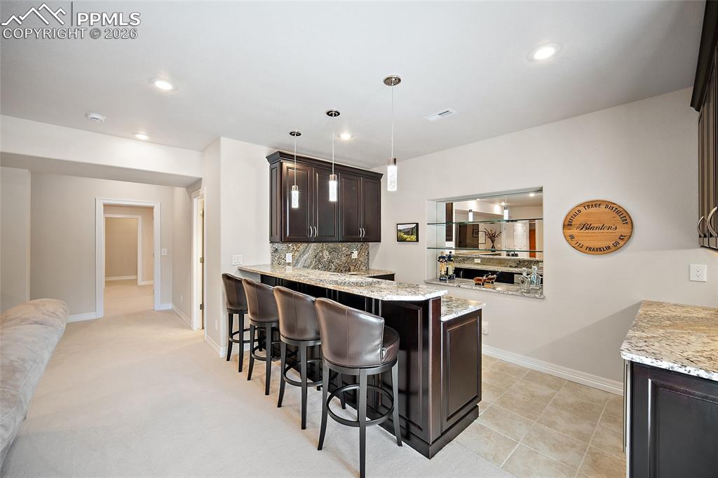 Image 35 of 50: Kitchen