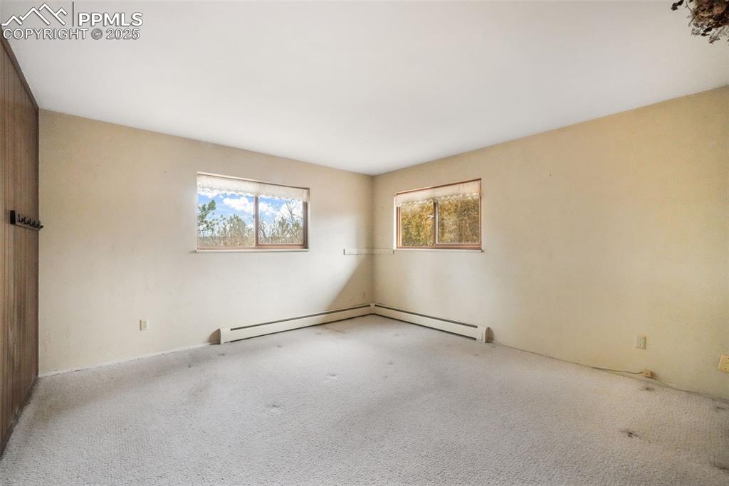 Image 14 of 50: Master Bedroom