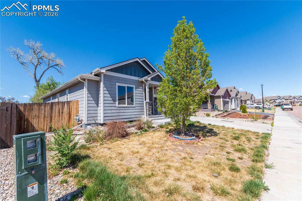 Image 3 of 38: VA Contract Example