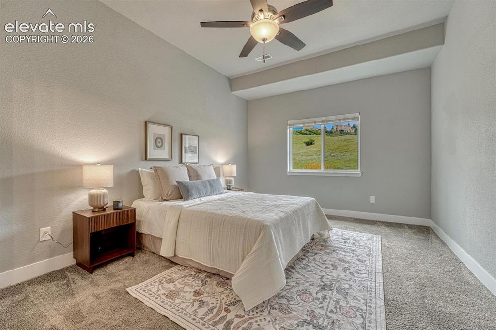 Image 19 of 48: Bedroom