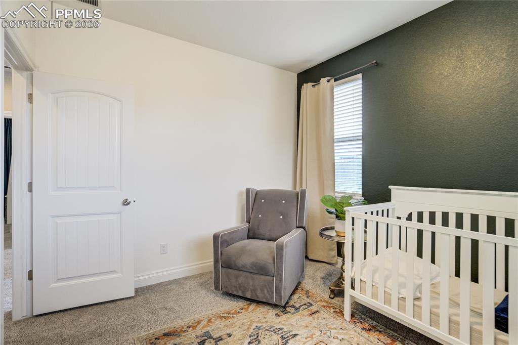 Image 33 of 49: Bedroom