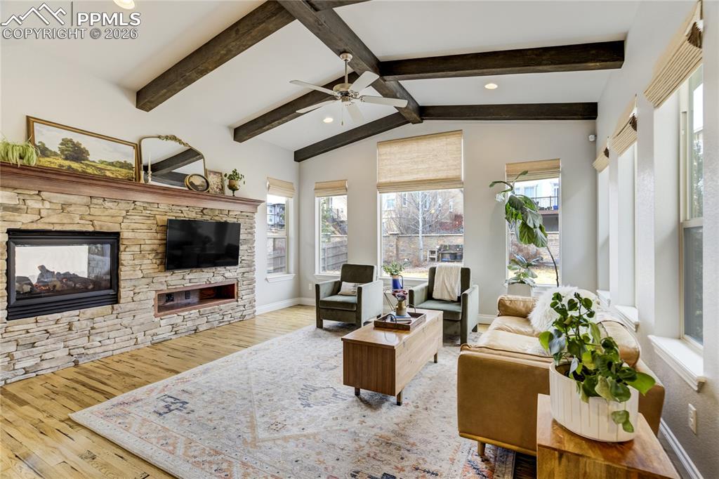 Image 4 of 49: Living Room