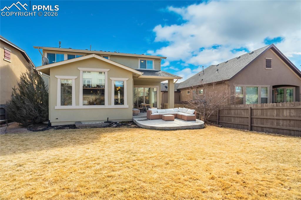 Image 49 of 49: Back of Structure