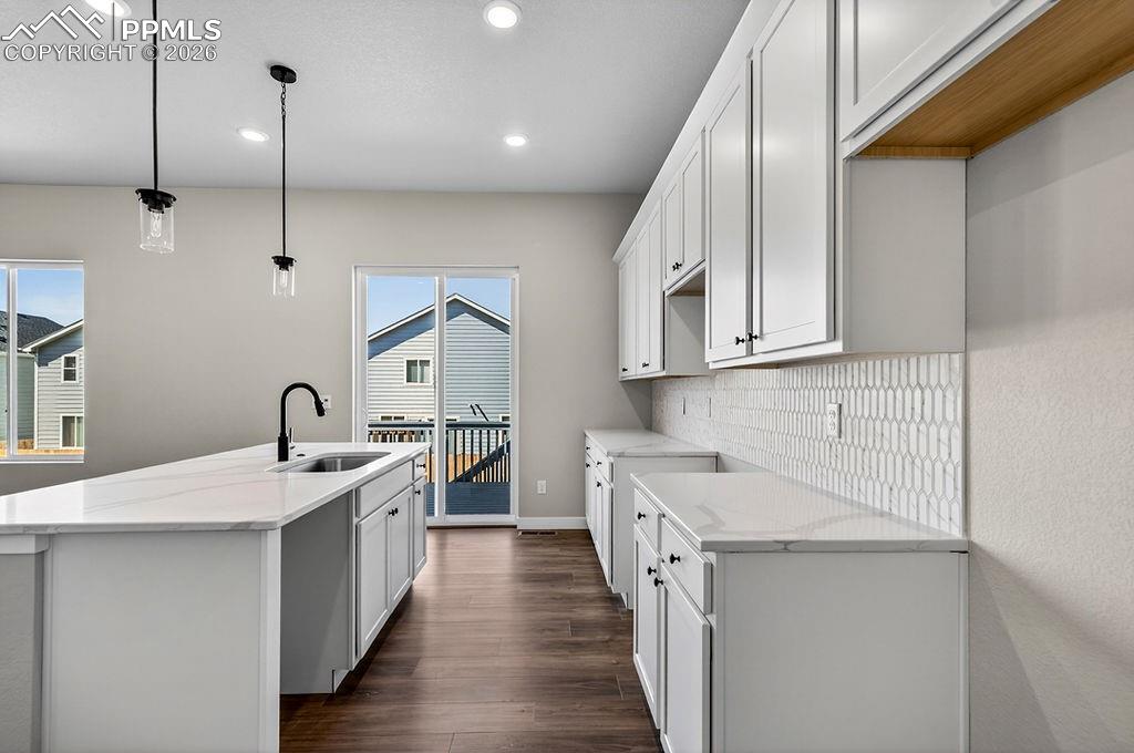 Image 14 of 34: Kitchen