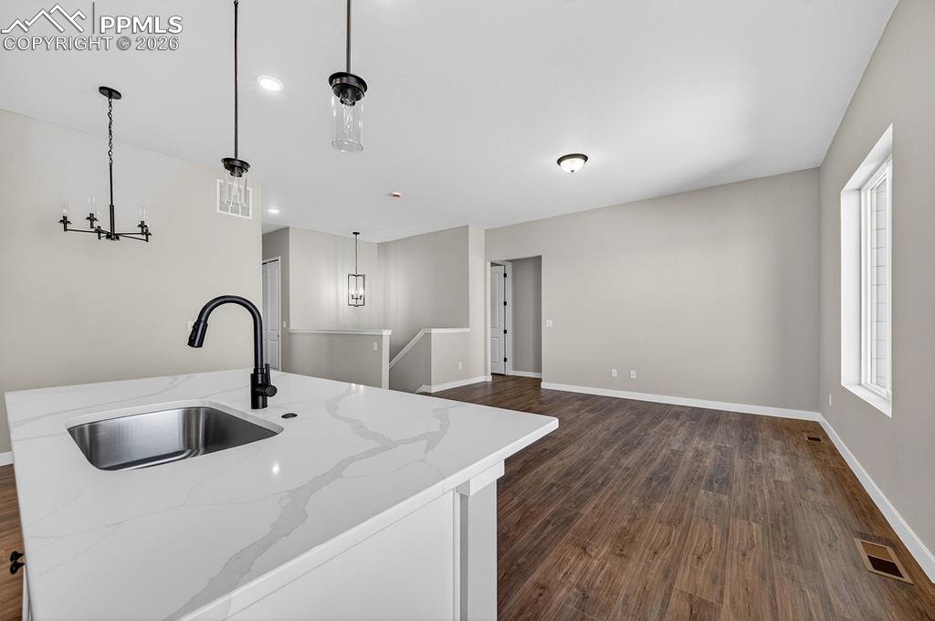 Image 8 of 34: Kitchen