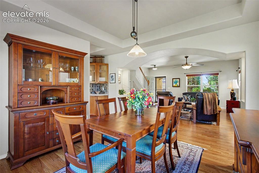Image 6 of 39: Dining Area