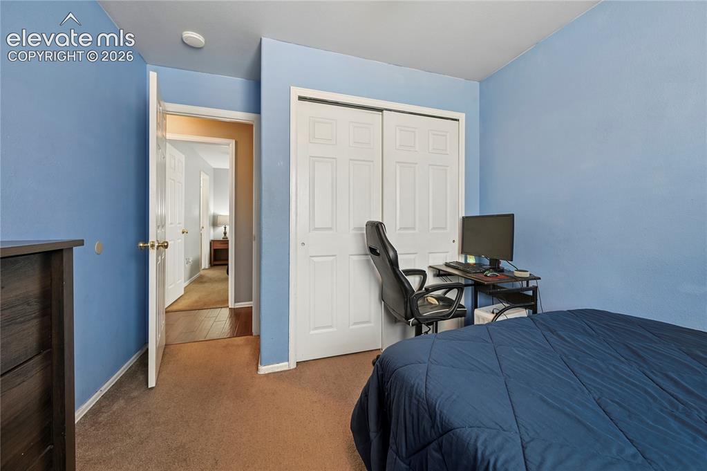 Image 18 of 33: Bedroom