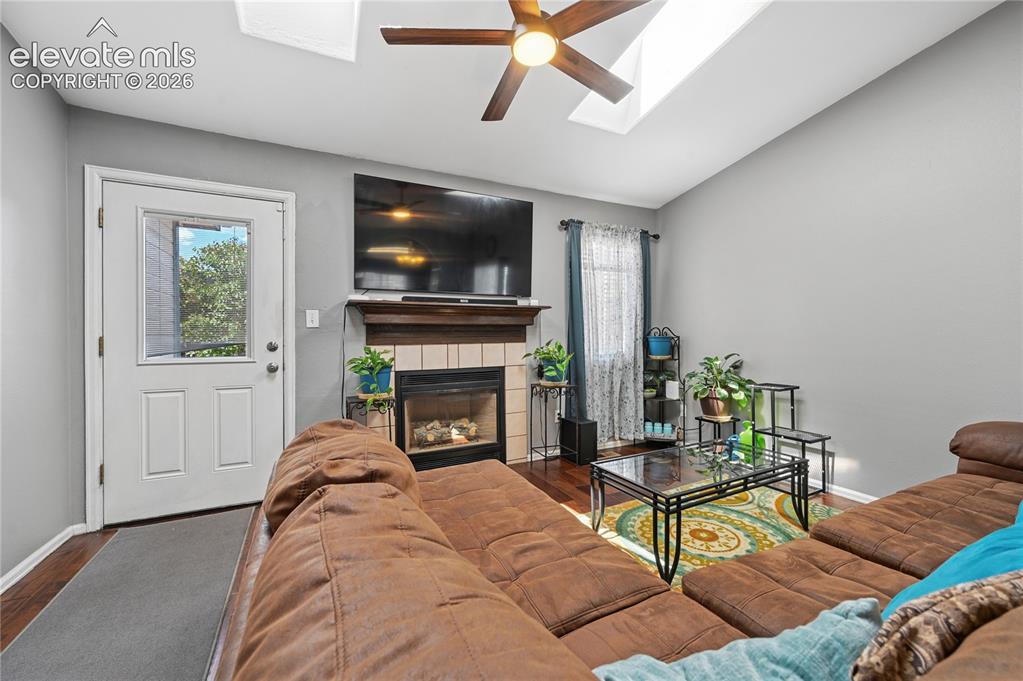 Image 8 of 33: Living Room