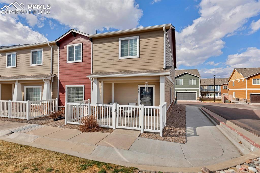 Image 1 of 38: End unit!