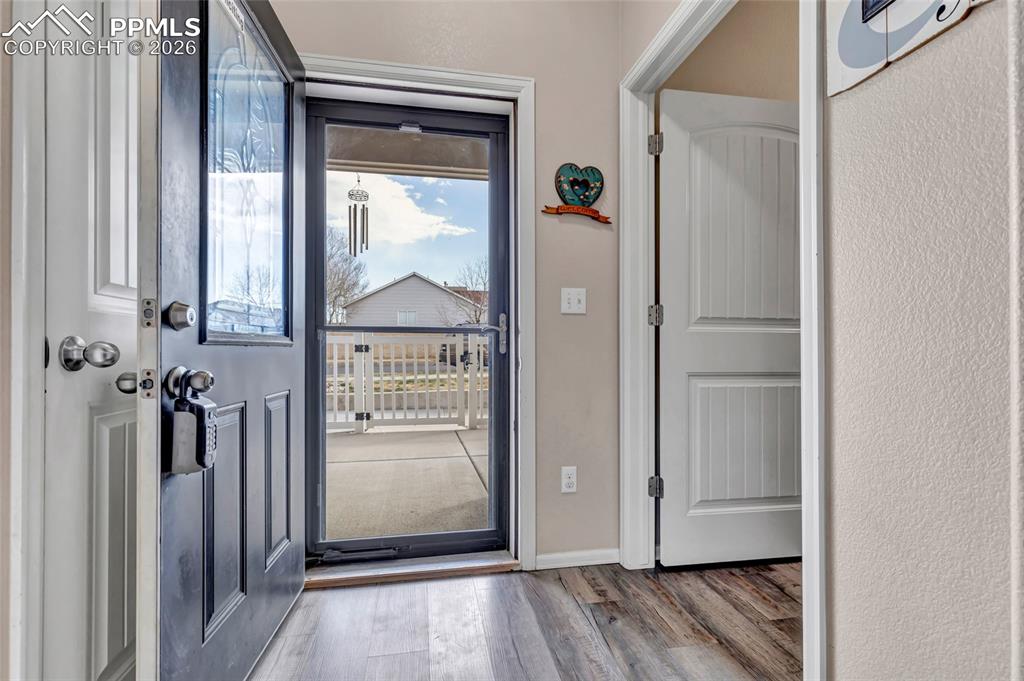 Image 33 of 38: Entry