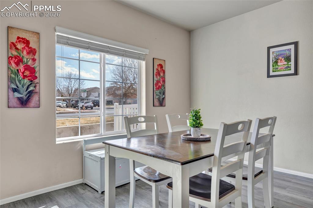 Image 6 of 38: Dining area