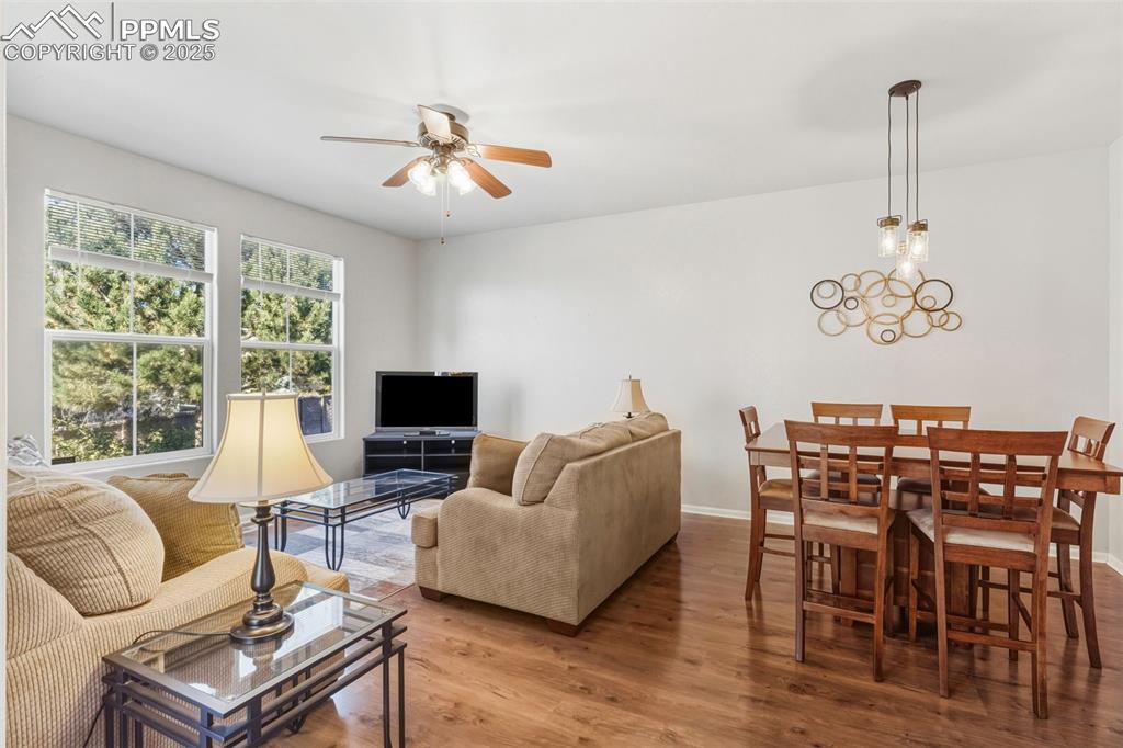 Image 7 of 30: Living Room