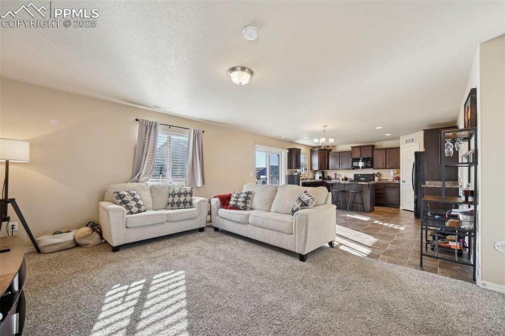 Image 5 of 31: Living Room