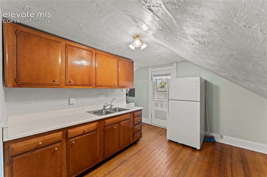 Image 34 of 47: Family Room