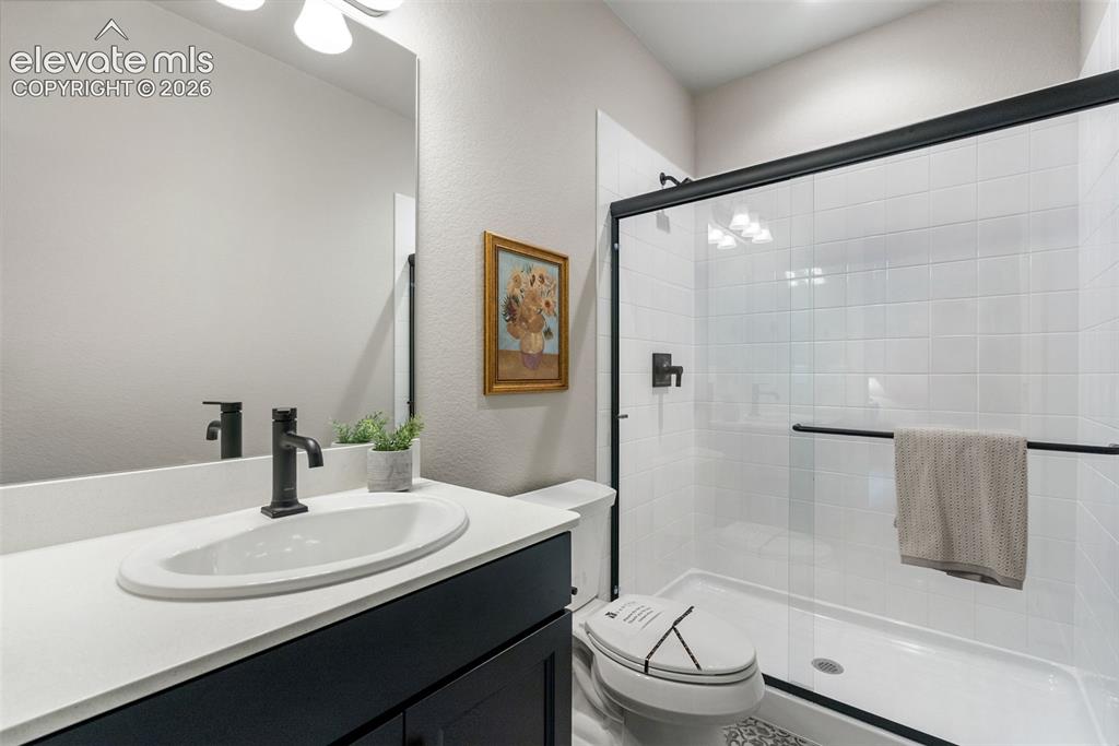 Image 6 of 29: Bathroom