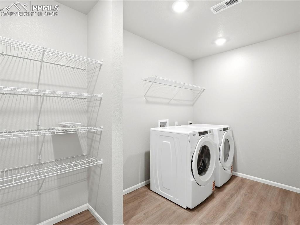 Image 15 of 33: Laundry