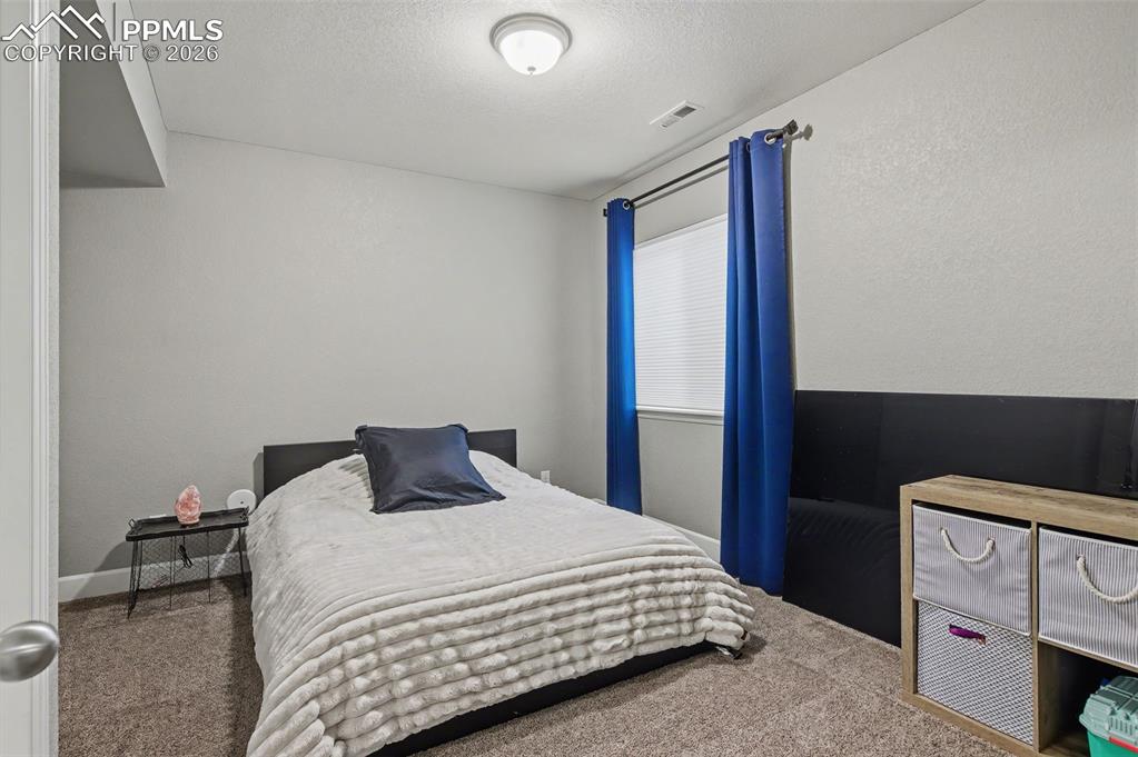 Image 44 of 50: Bedroom