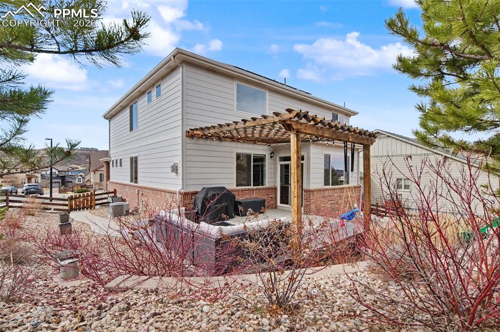 Image 49 of 50: Back of Structure