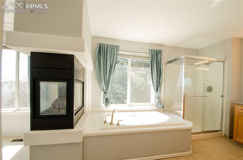 Image 24 of 50: Master Bathroom