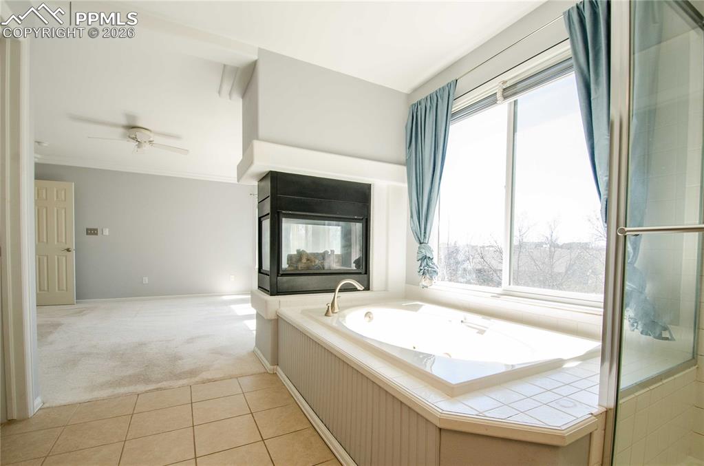 Image 25 of 50: Master Bathroom