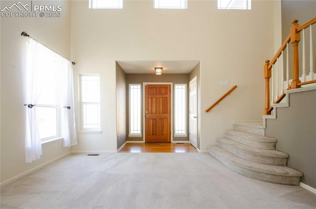 Image 3 of 50: Entry