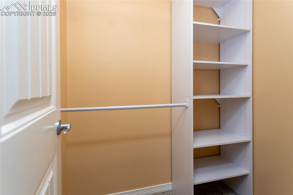 Image 25 of 49: Closet