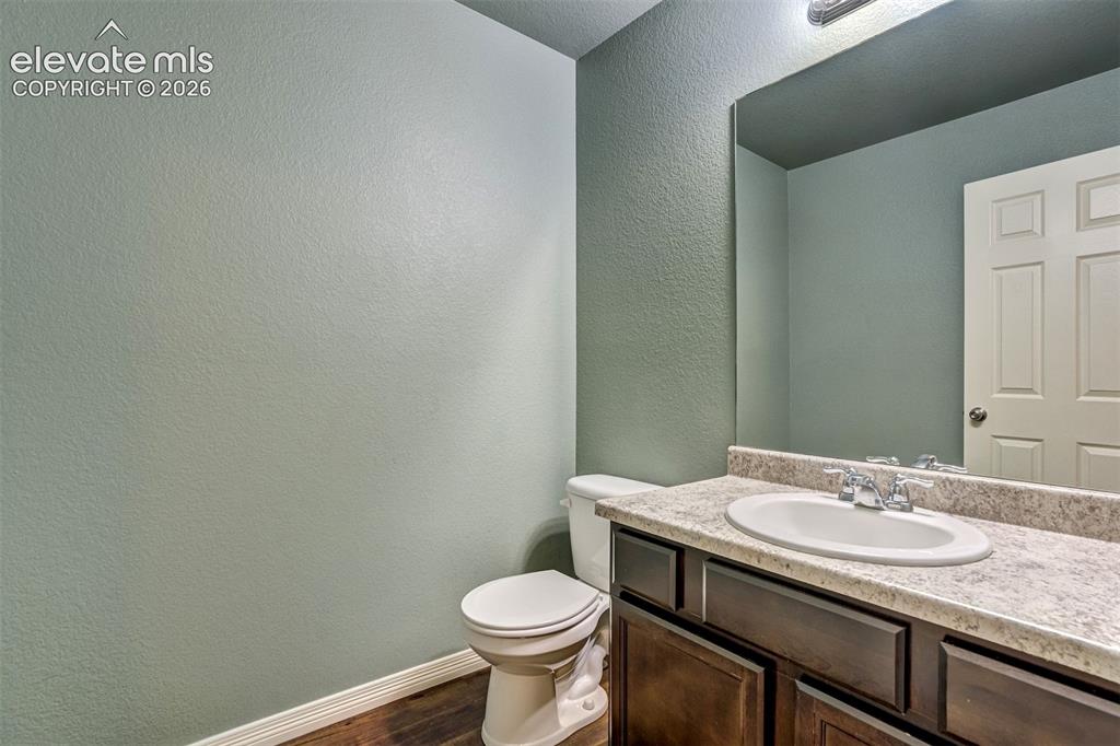 Image 15 of 50: Bathroom