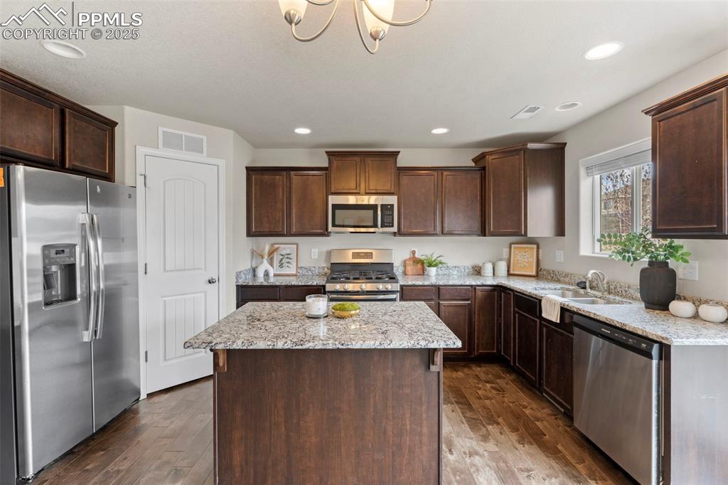 Image 7 of 26: Stainless steel appliances and GAS stove!
