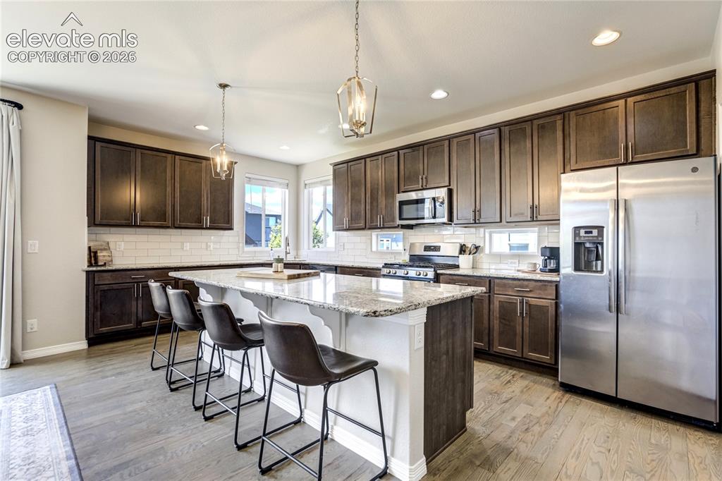 Image 13 of 48: Kitchen