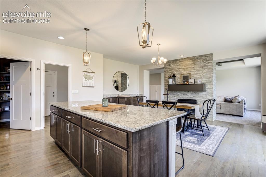 Image 17 of 48: Kitchen