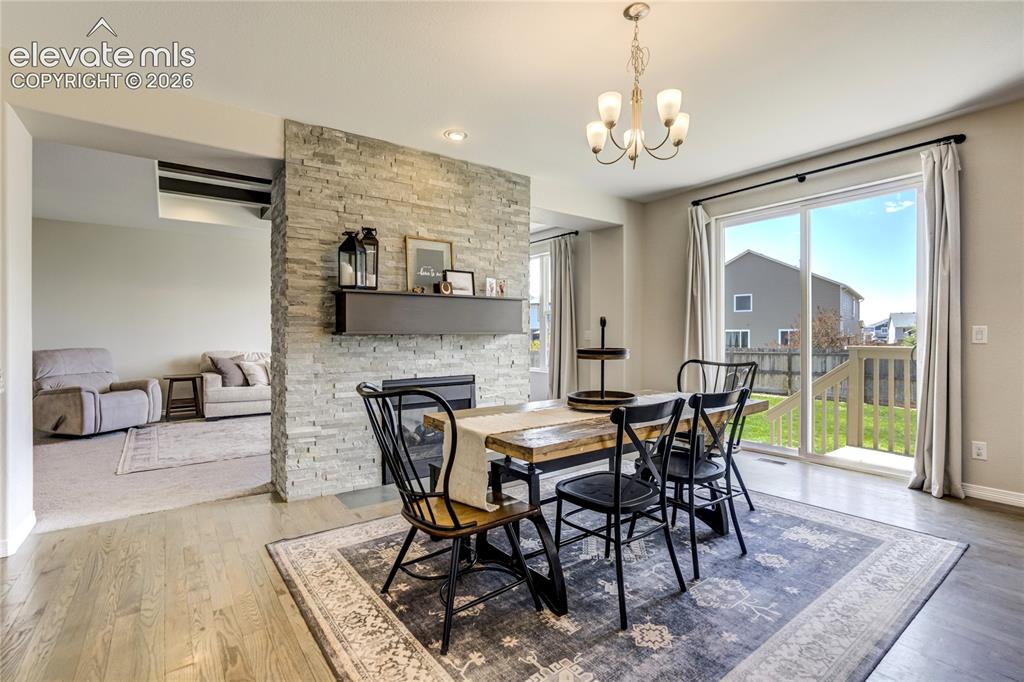 Image 8 of 48: Dining Area