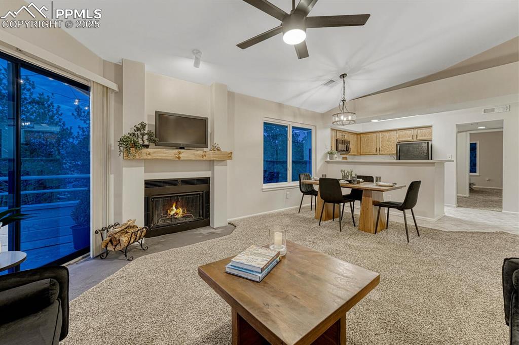 Image 9 of 50: Living Room