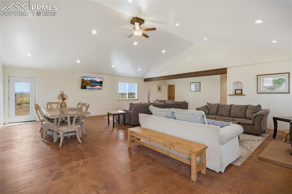 Image 6 of 50: Living Room