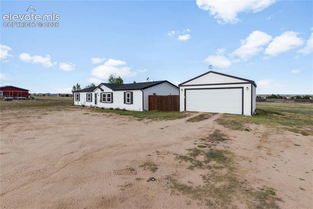 Image 2 of 36: Lots of room on this 2.5 acres, bring the animals